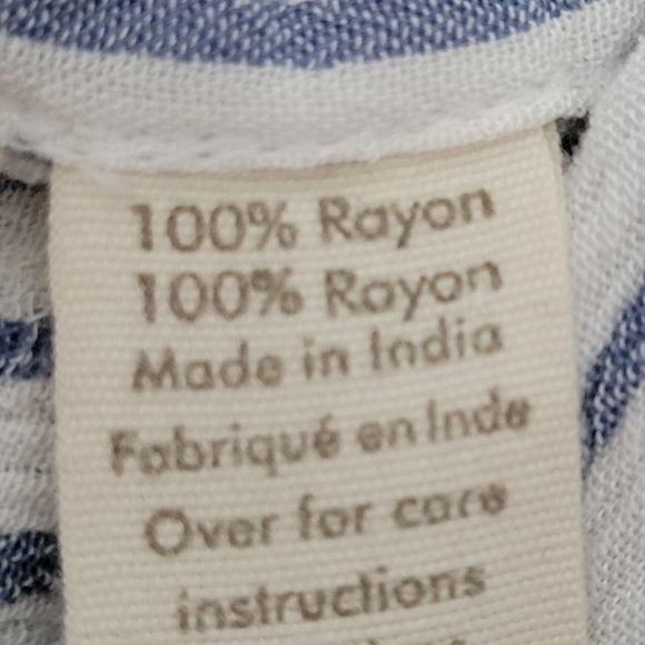 Japna Rayon Front Knot T-Shirt - Size US XS - Picture 5 of 5